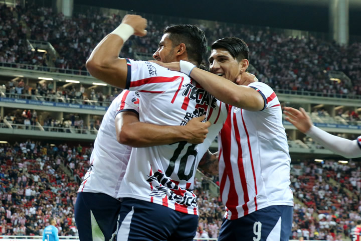 Con Hat-Trick de Alexis Vega, Chivas venció a Atlas en el Clásico tapatío del Clausura 2019. (Foto: Imago7)