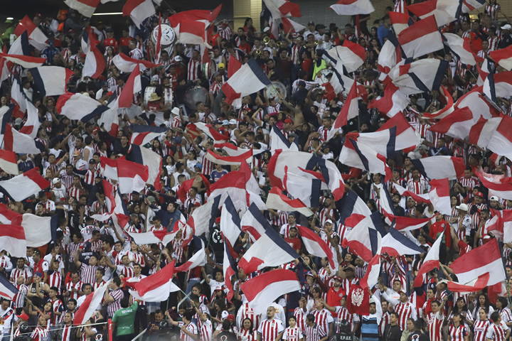 Con Hat-Trick de Alexis Vega, Chivas venció a Atlas en el Clásico tapatío del Clausura 2019. (Foto: Imago7)