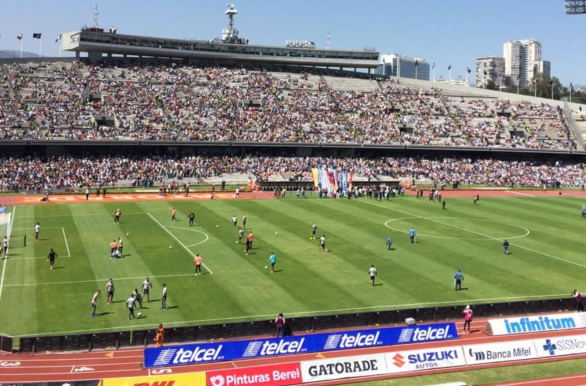 El abucheo duró solamente unos momentos y sin mayores contratiempos. (Foto: Mediotiempo)