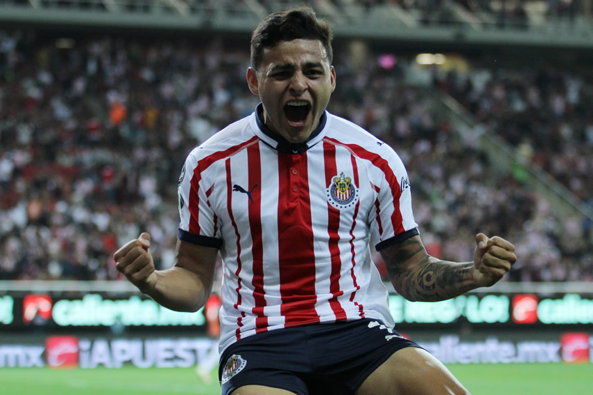 Alexis Vega marcó Hat-Trick ante Atlas. (Foto: Imago7)