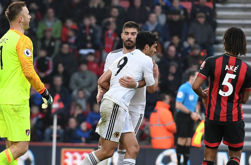 Raúl Jiménez abandonó el partido al 88', poco después de anotar. (Foto: @Wolves)