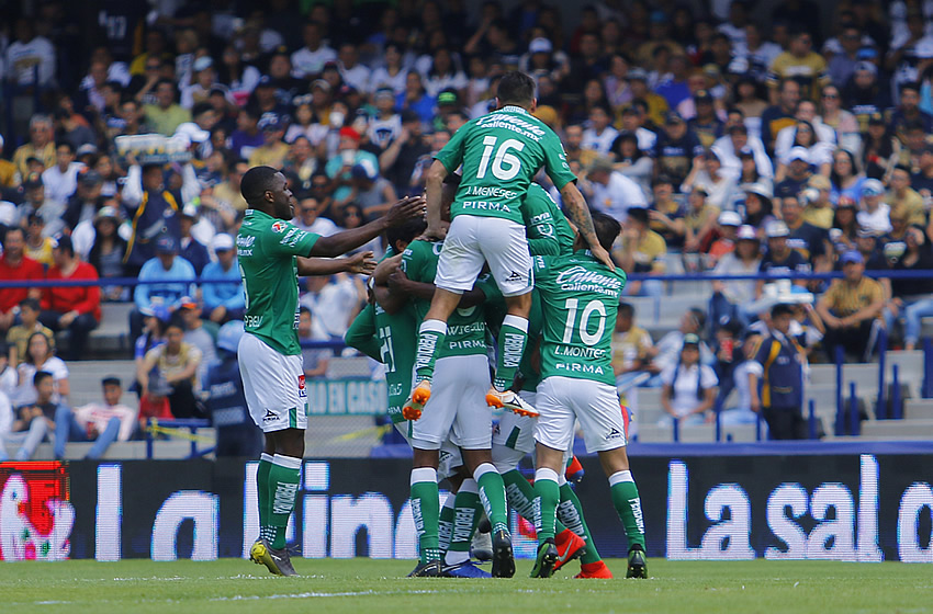 Los Esmeraldas derrotaron 1-3 a los universitarios en CU. (Foto: Imago7)