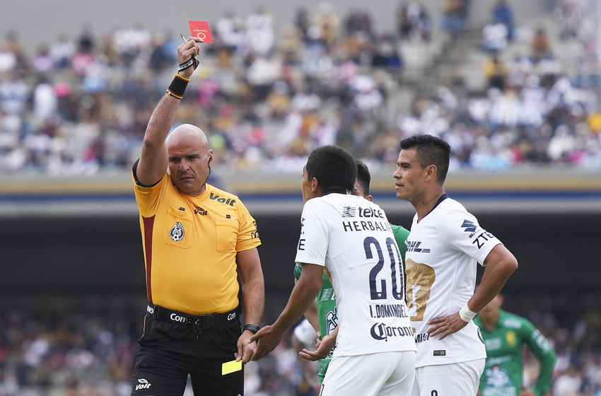 Los Esmeraldas derrotaron 1-3 a los universitarios en CU. (Foto: Imago7)