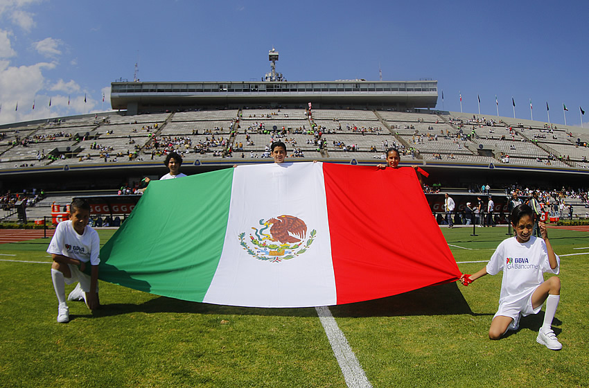 Los Esmeraldas derrotaron 1-3 a los universitarios en CU.