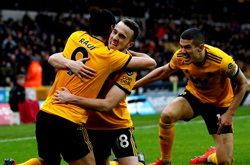 Jiménez es un pilar de los Wolves en todas las competiciones. (Foto: AFP)