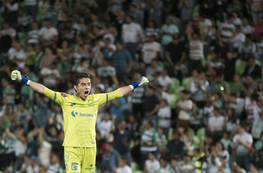 Santos enfrentará en Cuartos al ganador del partido entre New York Red Bulls y el Atlético Pantoja. (Mexsport)