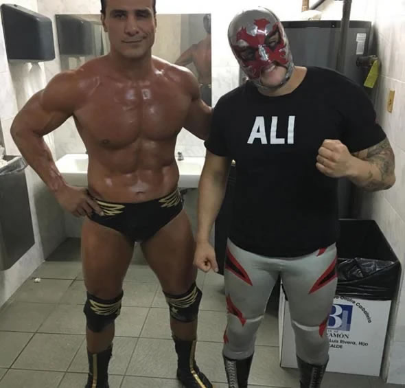 Familia Máscaras: Alberto el Patrón y el Hijo de Dos Caras.