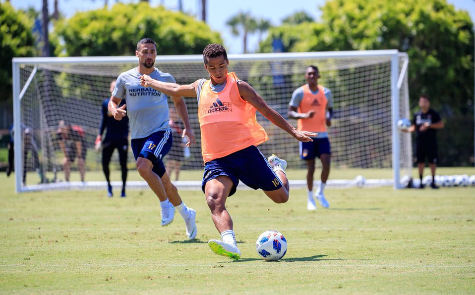 Giovani jugó casi cuatro años con el Galaxy. (Foto: @OficialGio)