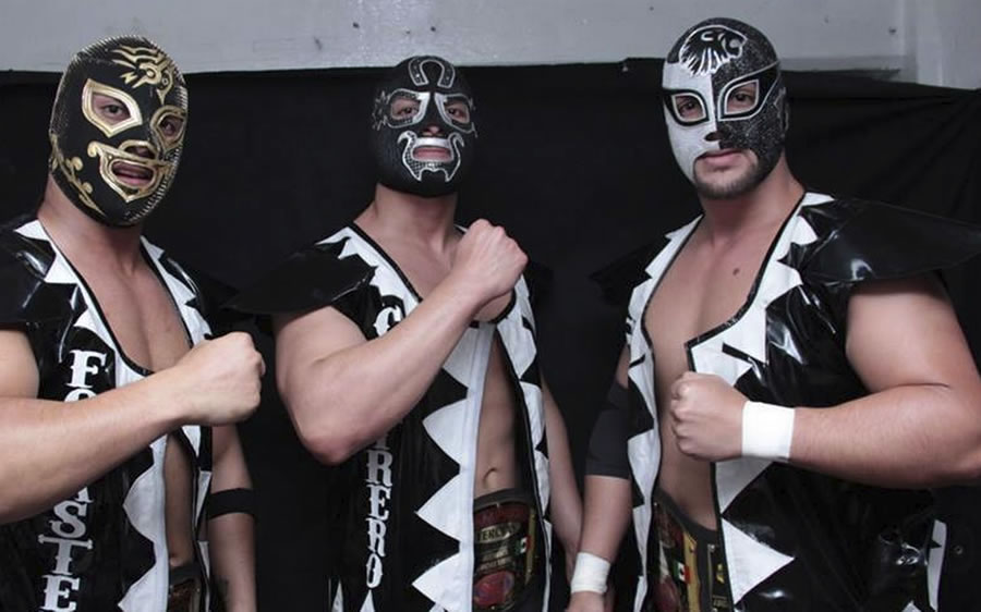 Los Dinamita:  Forastero, Cuatrero y Sansón.