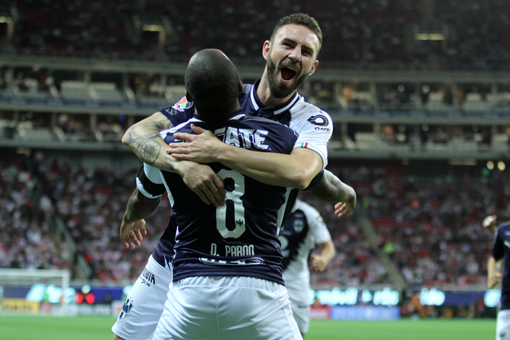 Chivas recibió sus primeros dos goles en el Estadio Akron en lo que va del Clausura 2019 gracias a Pabón. (Foto: Imago7)