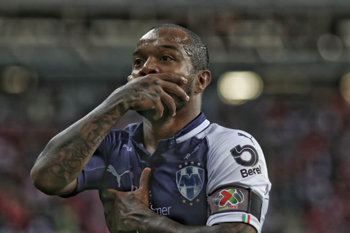 Chivas recibió sus primeros dos goles en el Estadio Akron en lo que va del Clausura 2019 gracias a Pabón. (Foto: Imago7)