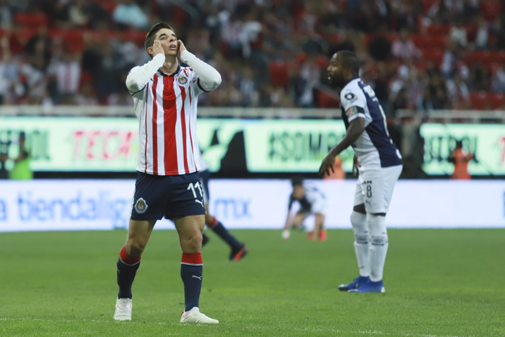 Chivas recibió sus primeros dos goles en el Estadio Akron en lo que va del Clausura 2019 gracias a Pabón. (Foto: Imago7)