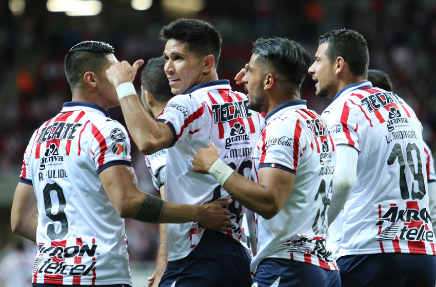 Las Chivas no se guardarán nada de cara a los Clásicos de Copa MX. Foto: Imago7