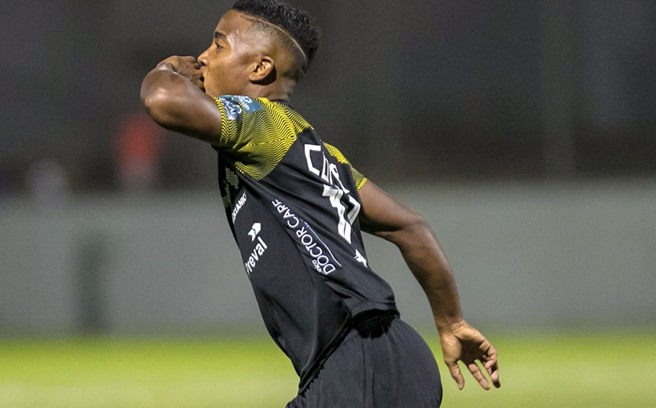 Independiente La Chorrera 21 Sporting KC;