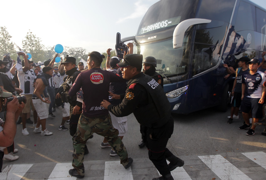 El ambiente y color del Clásico Regio entre Rayados y Tigres. Foto: Imago7