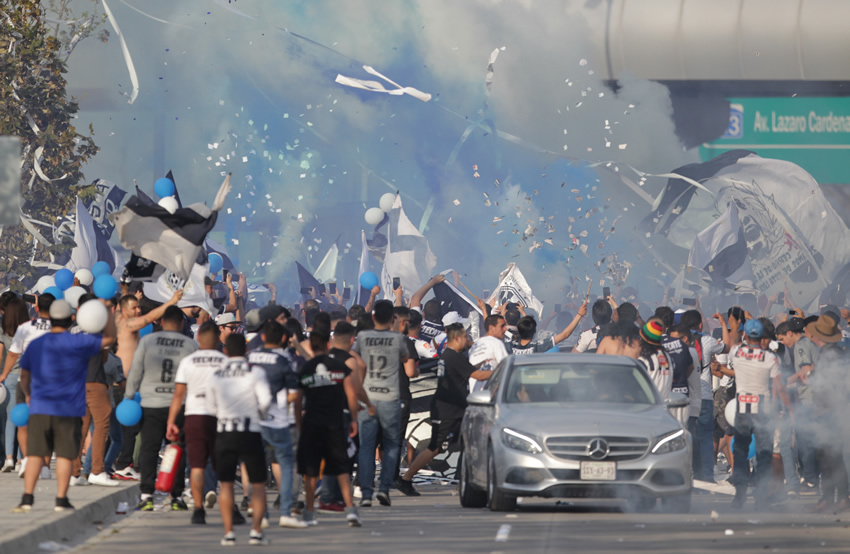 El ambiente y color del Clásico Regio entre Rayados y Tigres. Foto: Imago7