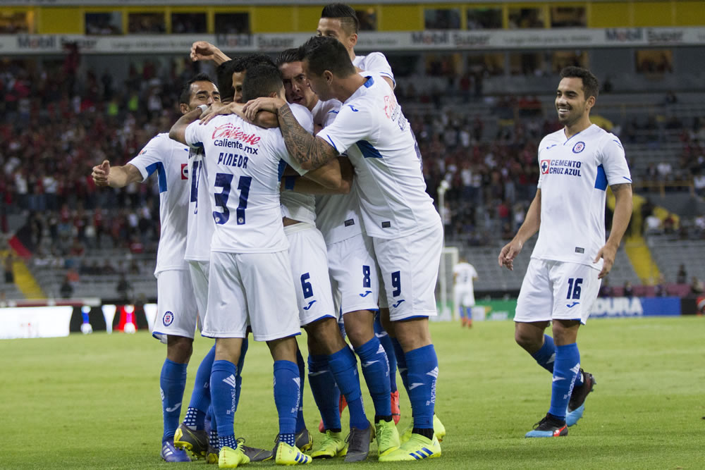 Cruz Azul se metió al Jalisco y sacó 3 puntos ante un Atlas que no levanta el vuelo y suma su quinta derrota al hilo.