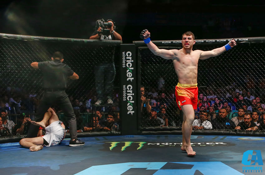 El español Ignacio Capella se impuso al mexicano Álvaro Herrera en Combate Américas.