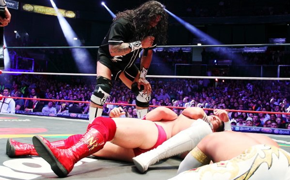 Los rudos perdieron, pero se llevaron una sonrisa. (Foto: @CMLL_OFICIAL)