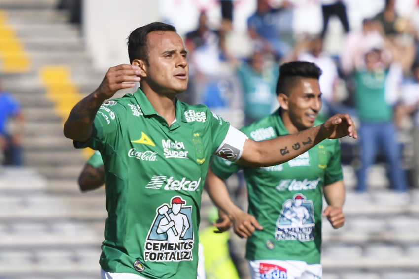 Chapo Montes marcó de cabeza el gol del triunfo de León. (Foto: Imago7)