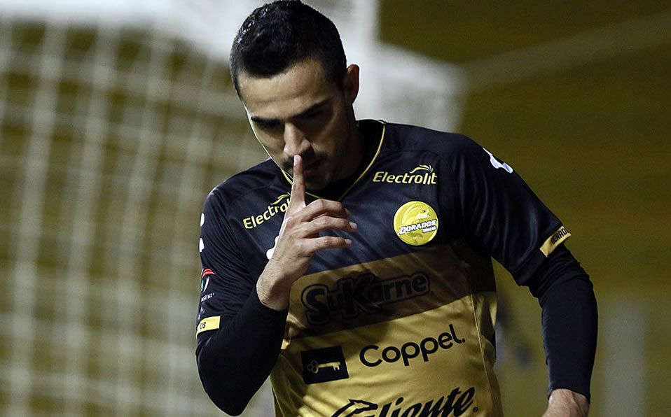 El Pez nada a favor en el Ascenso. (Imago 7)