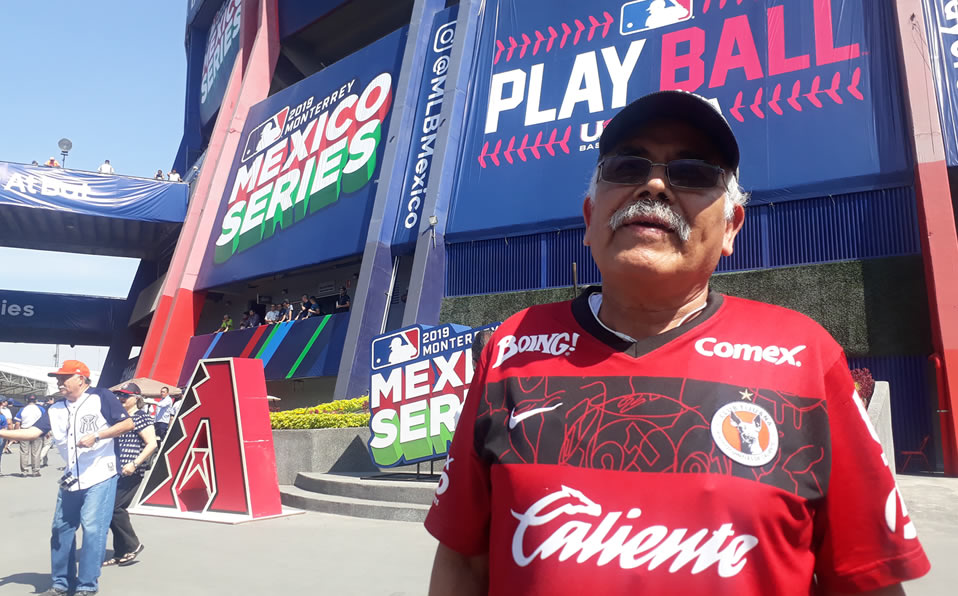 Gusta de ponerse la del rival de Tigres, pero nunca la de Rayados y América. (Especial)