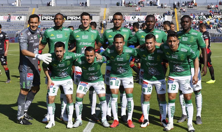 León, con gol del Chapo Montes, venció a Lobos BUAP y se colocó en la cima del C2019. (Foto: Imago7)