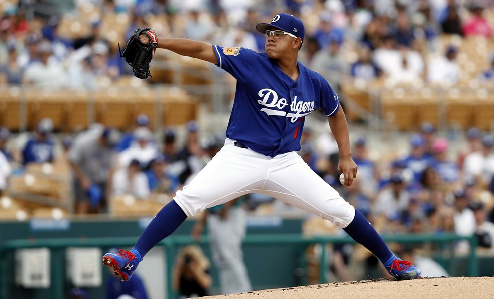 Urias abrió el encuentro de pretemporada contra Colorado Rockies. (Foto: Especial)