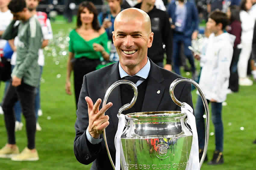 Zidane levantó el Tricampeonato de Champions League y una Liga Española. (Foto: AFP)