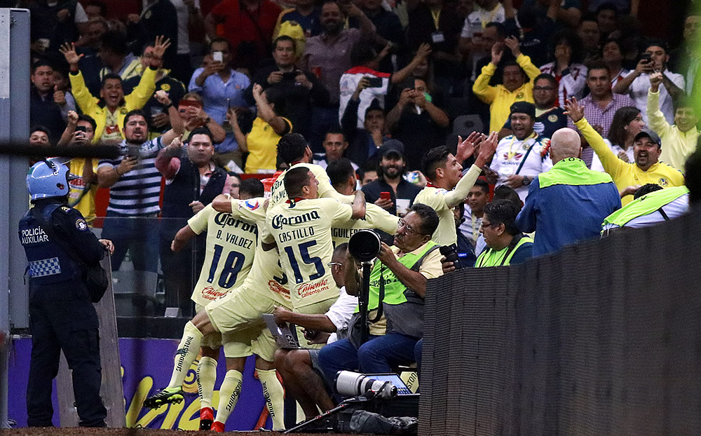América 2-0 Chivas: las mejores fotos del triunfo Águila en el Clásico de Copa MX.