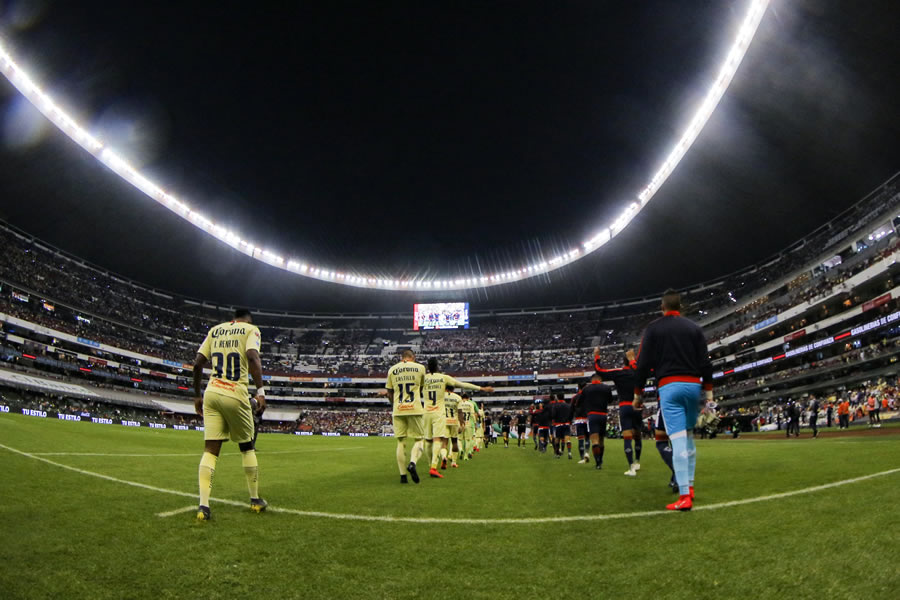 La afición respondió muy bien al partido. (Foto. Imago 7)