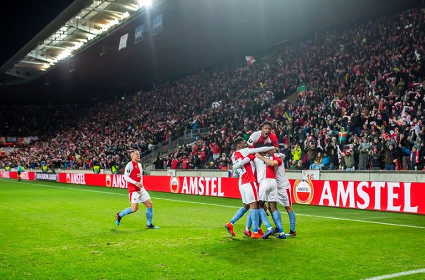 Cortaron racha del Sevilla de 8 años sin caer en Octavos del torneo.