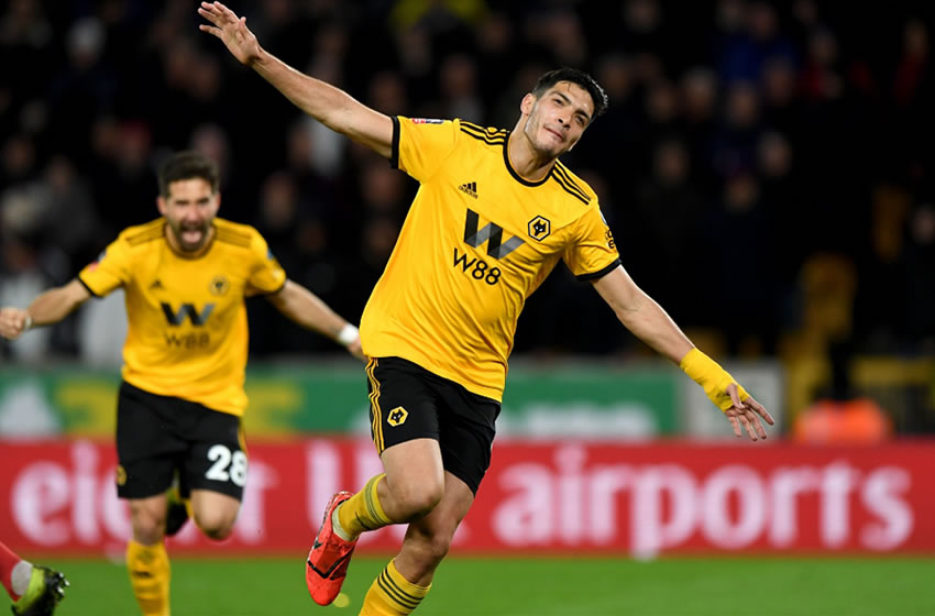 Jiménez fue el primero en mover el marcador al minuto 70.(Wolves)