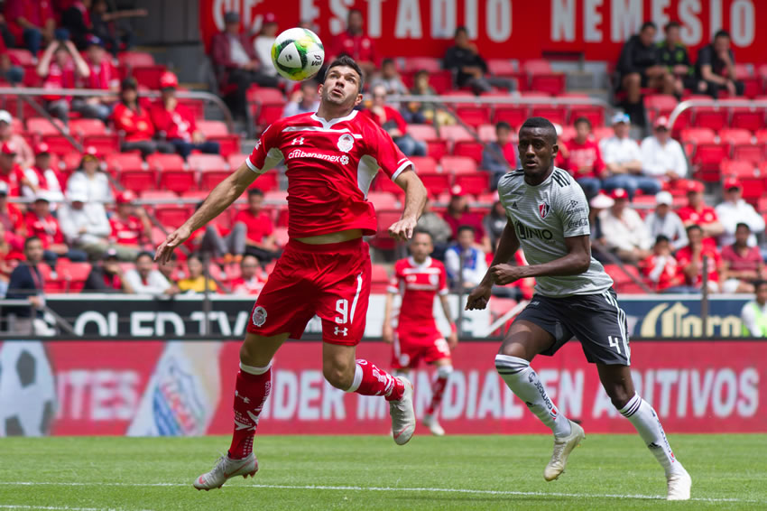 La Volpe obtuvo su primer triunfo a costa del Atlas. (Imago7)