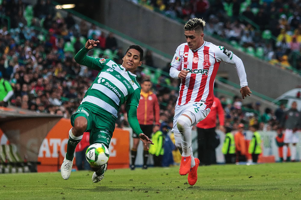 Revive en imágenes las mejores acciones del Santos vs. Necaxa. (Imago 7)