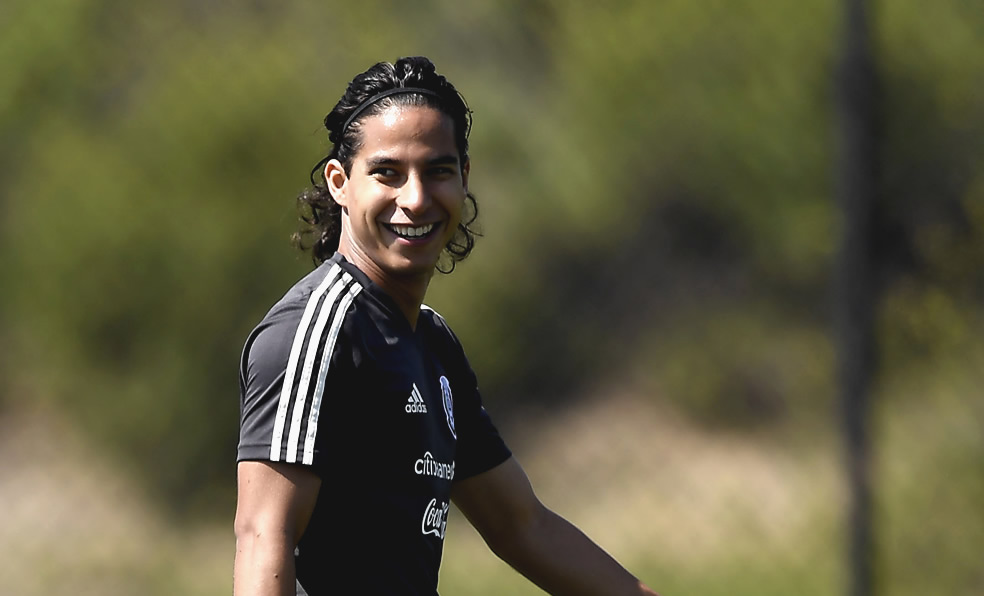 Lainez no se preocupa porque sea llamado por Martino para la Copa Oro. (Foto: Imago7)