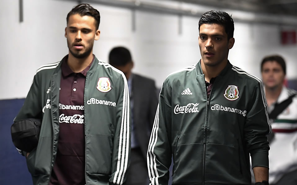 Jiménez llegando al estadio. (Imago 7)