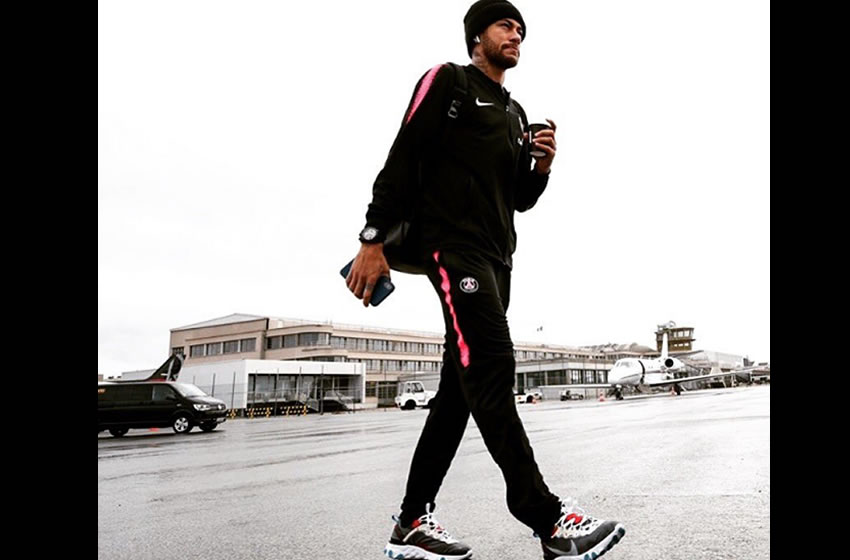 Ney explotó en sus redes sociales en duelo de Champions.