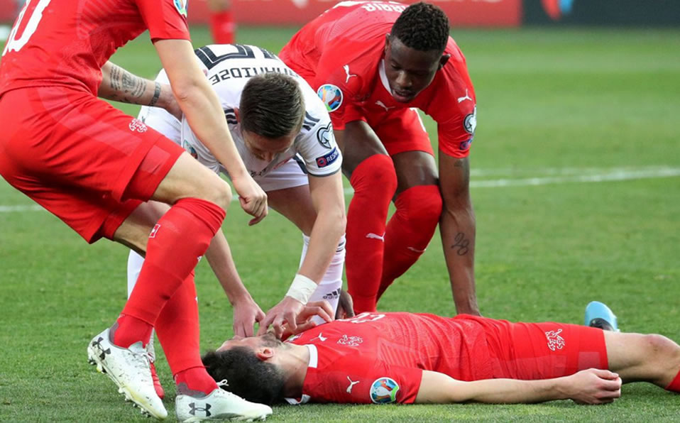 Minutos de tensión se vivieron en Tiflis. (Twitter)