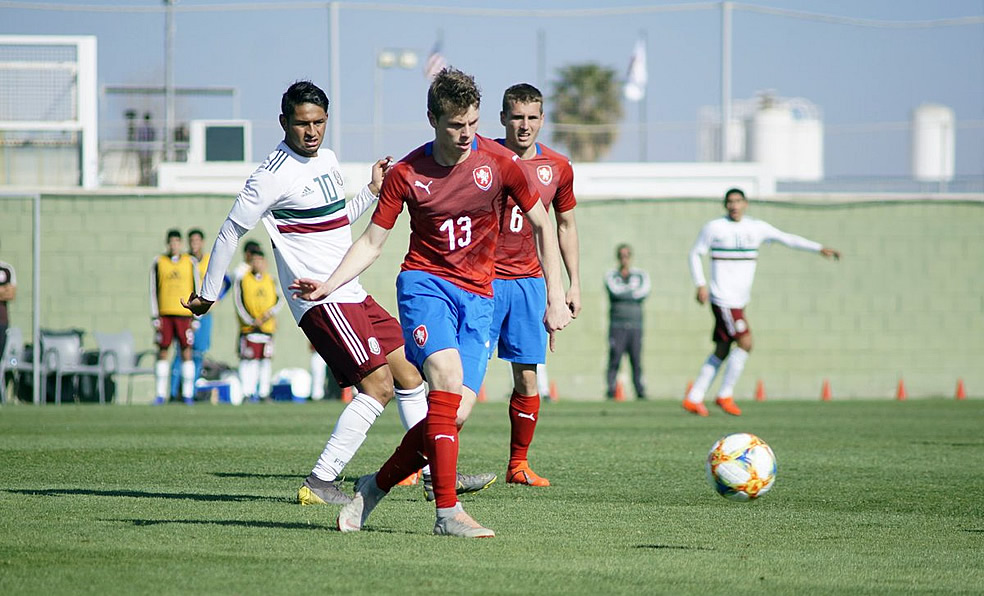 El Tri dirigido por Diego Ramírez no metió ni las manos. (Foto: @PinatarArena)