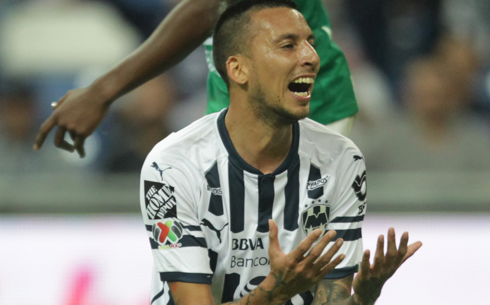 Vangioni afirma que el plantel albiazul tiene potencial para ganar ambos torneos. (Foto: Imago7)