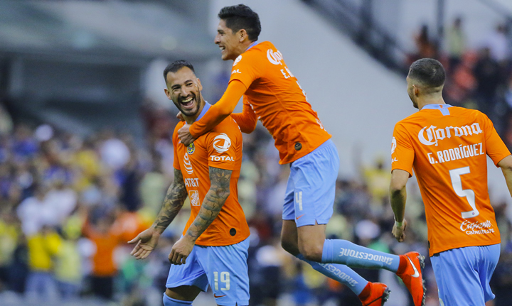América venció 3-0 a Tigres en la cancha del Azteca,  su tercer triunfo consecutivo en Liga. (Foto: Imago7)