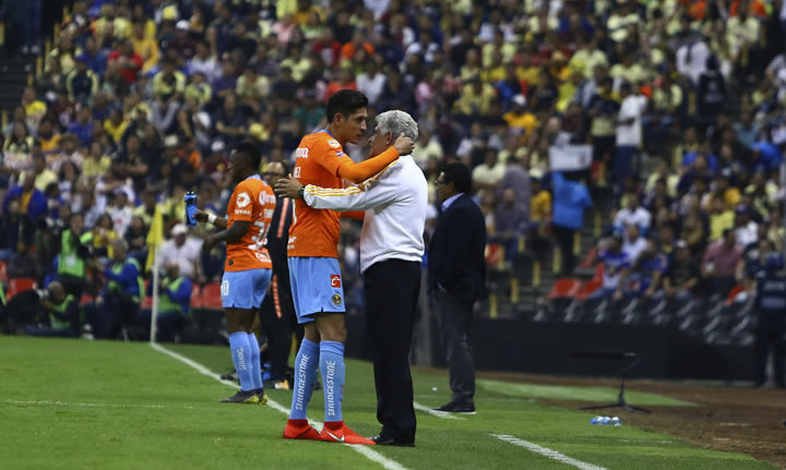 América venció 3-0 a Tigres en la cancha del Azteca,  su tercer triunfo consecutivo en Liga. (Foto: Imago7)