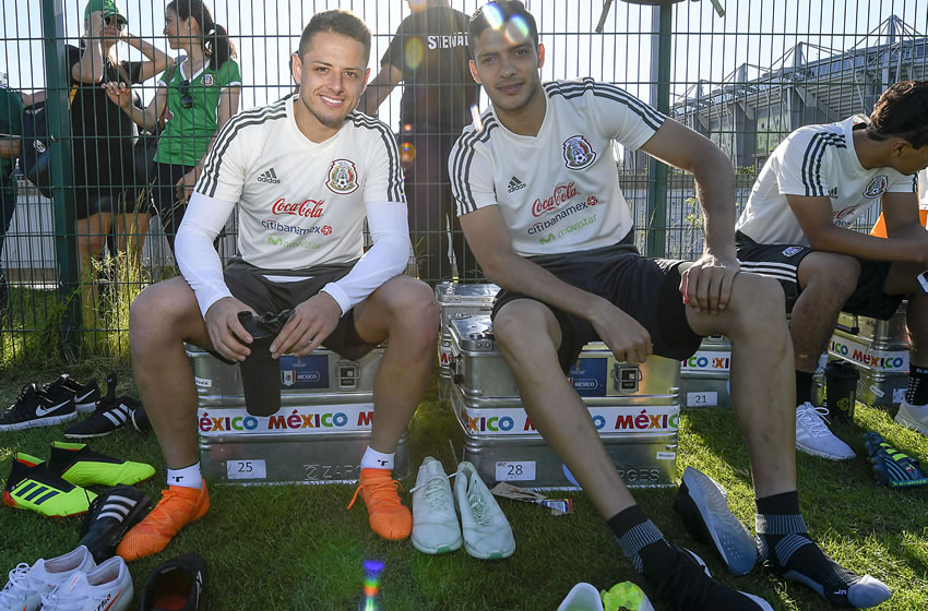 West Ham de Chicharito y los Wolves de Jiménez tropezaron en la Premier.  (Imago7)