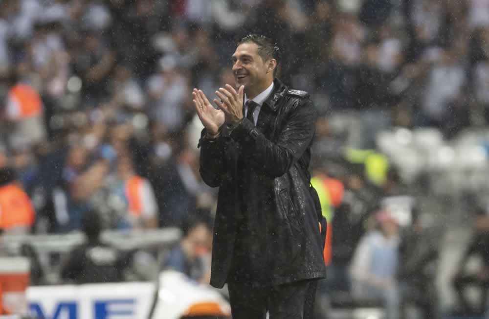 En algo poco común, Cruz Azul rescató el empate de 2-2 en la Sultana del Norte