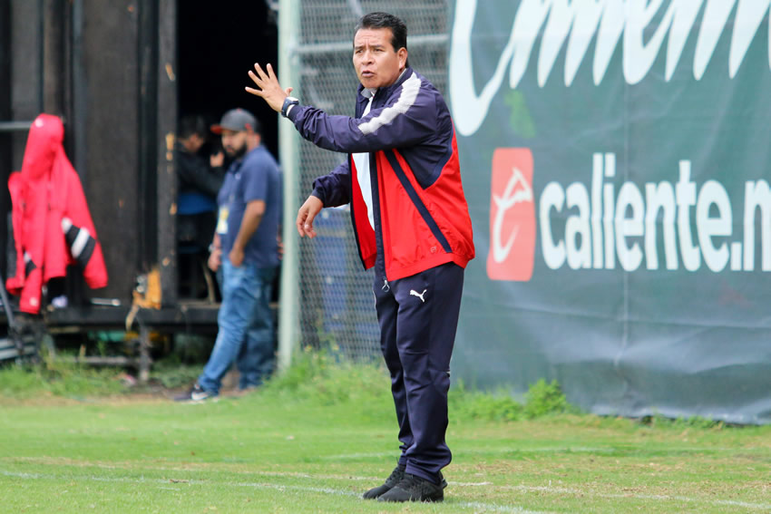 Será la primera vez que Coyote tenga oportunidad de dirigir en Primera División. (Foto: Imago7)