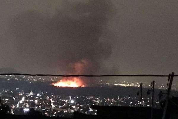 El incendio fue reportado por varios usuarios de Twitter.