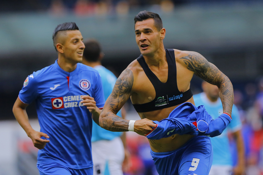 Milton Caraglio marcó doblete ante Querétaro. (Foto: Imago7)