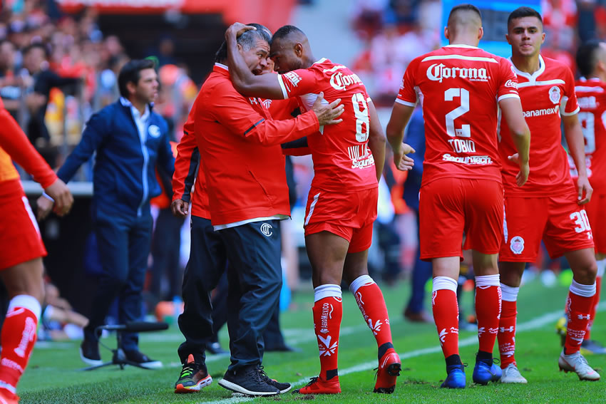 Los Diablos se despacharon con la cuchara grande ante Monterrey