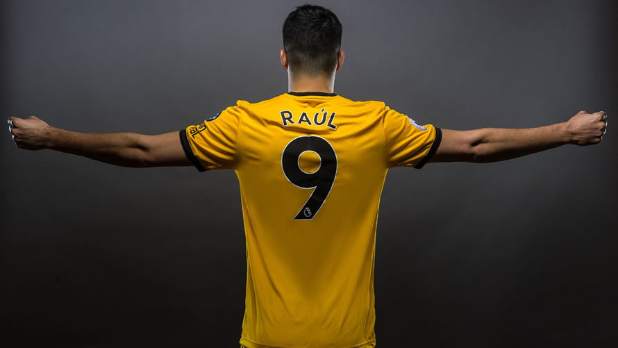 Raúl Jiménez tiene una amistad cercana con el luchador Sin Cara. (Foto: Wolves)